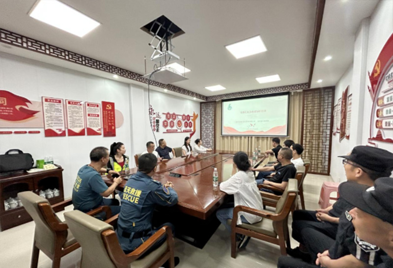 花都汇联合扬州蓝天救援队开展消防应急与急救培训暨综合演练活动